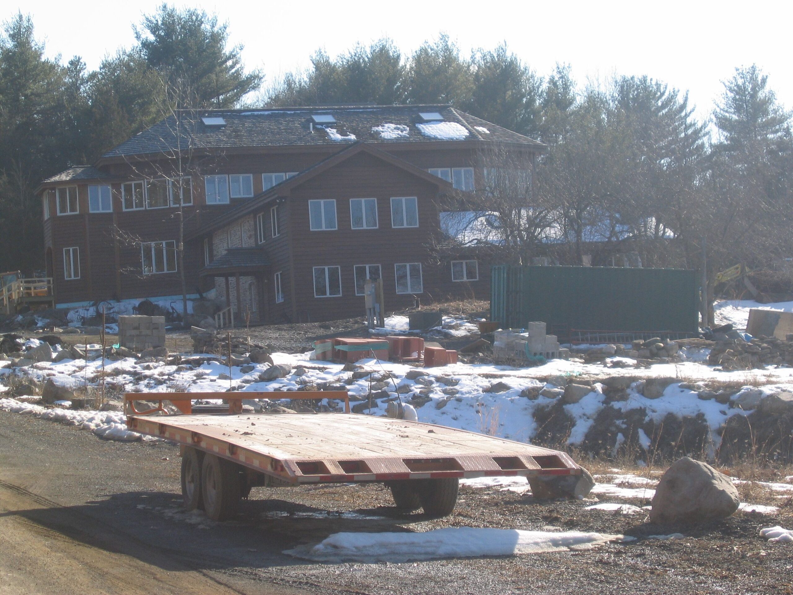 Picture 196 Sanctuary construction. Winter 2004/05.